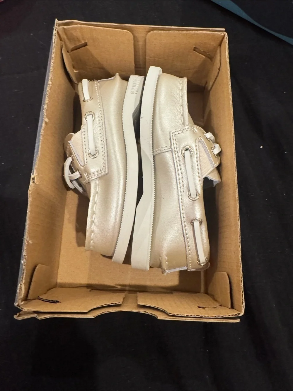 Sperry Kids Metallic gold Boat Shoes - brand new🤩cute comfy and oh so cool🤩